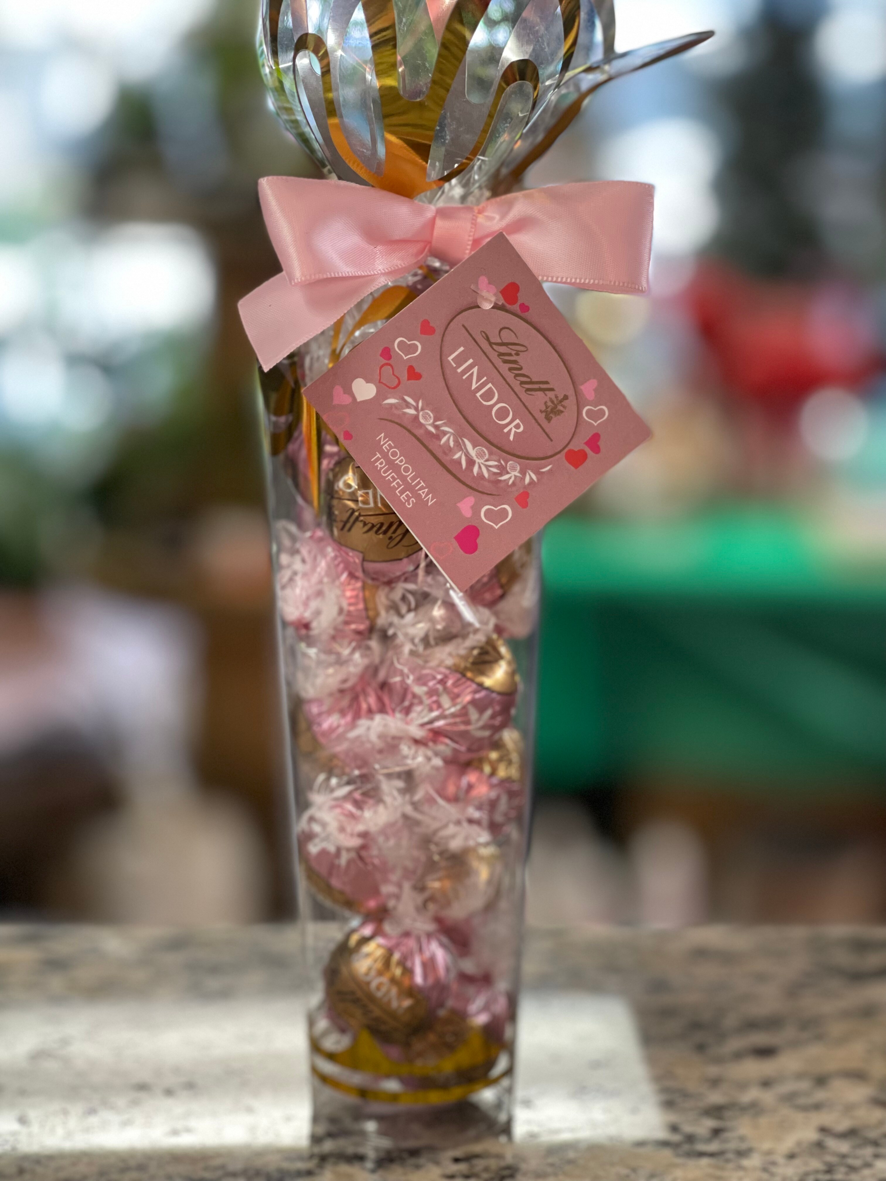 12 COUNT LINDOR NEOPOLITAN